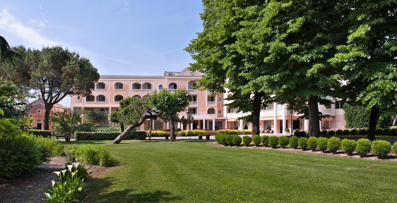 Hotel Terme Neroniane Montegrotto Terme Buitenkant foto